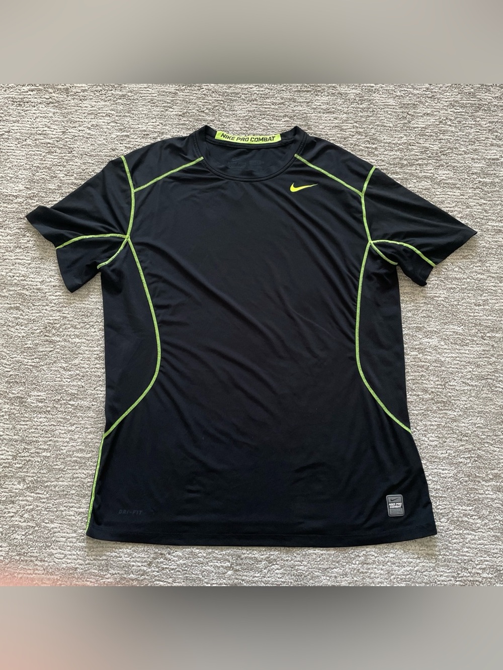Nike Pro Combat Shirt Mens XL Black Short Sleeve Dri-Fit Fitted Athletic Top
